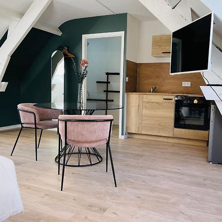 The Florestia Magnificent Renovated Loft Amboise Buitenkant foto