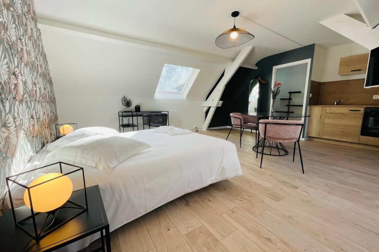 The Florestia Magnificent Renovated Loft Amboise Buitenkant foto
