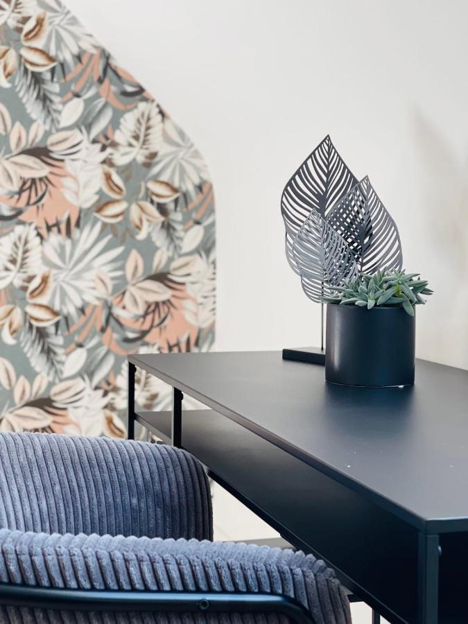 The Florestia Magnificent Renovated Loft Amboise Buitenkant foto