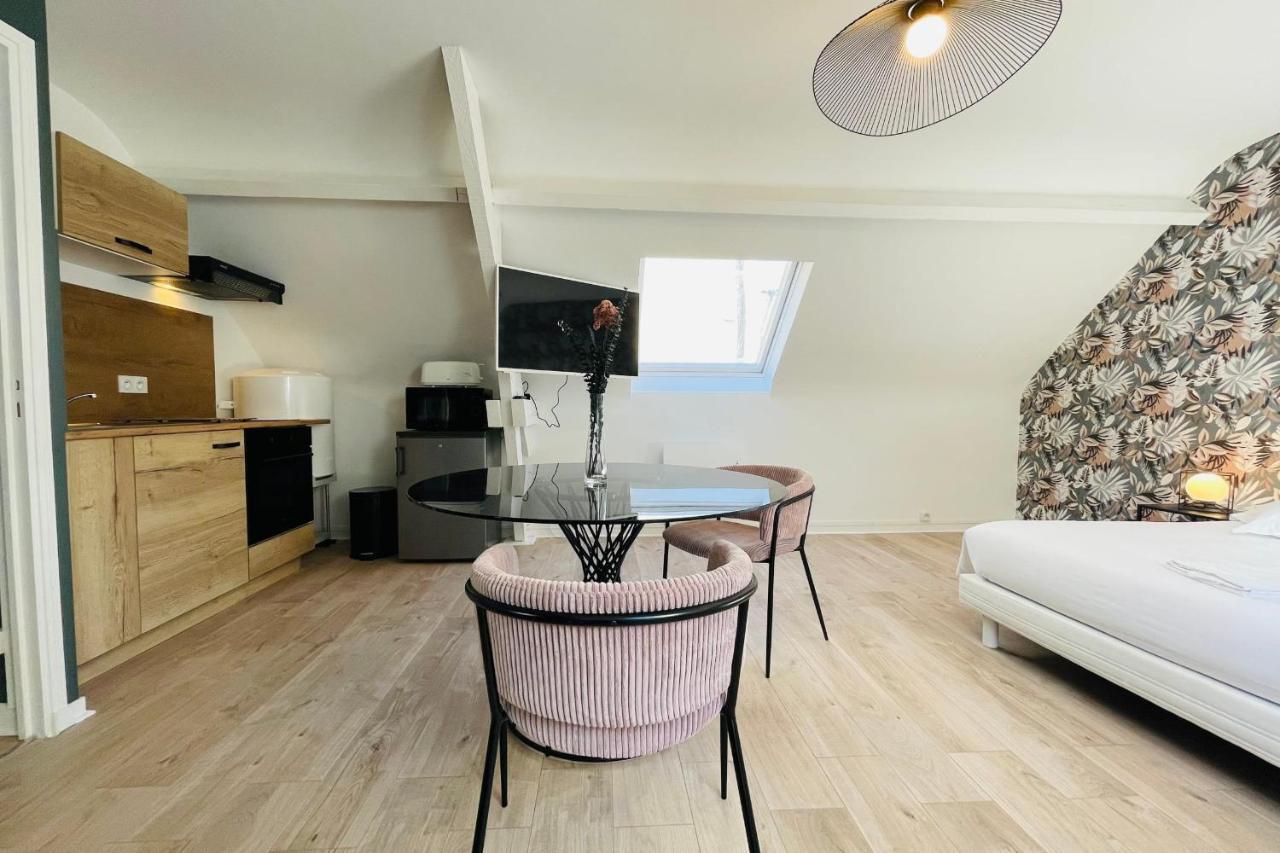 The Florestia Magnificent Renovated Loft Amboise Buitenkant foto